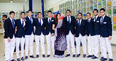 Expressions 2015 – Art Competition & Exhibition Expressions 2015 - Art Competition & Exhibition